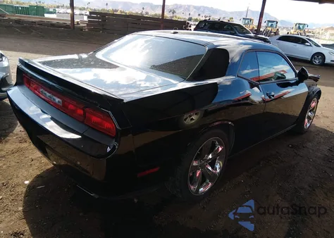 2013 Dodge Challenger R/T Plus z USA, uszkodzony, nr VIN 2C3CDYBT6DH728807